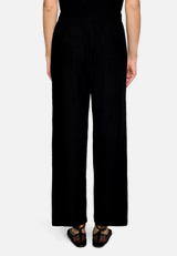 Marlene-Hose mit elastischem Bund / Modellfoto Rückseite