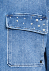 Jeansjacke mit Perlen / Detailbild
