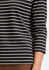 Ringelshirt mit U-Boot-Ausschnitt / Detailbild