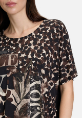 Oversize-Shirt mit Aufdruck / Detailbild