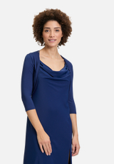 Bolero-Jacke figurbetont / Modellfoto Vorderseite