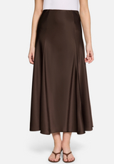 Satinrock  Maxi mit Gummibund  / Modellfoto Vorderseite