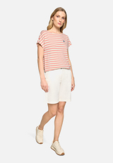 Casual-Shirt mit U-Boot-Ausschnitt / Modellfoto Vorderseite (Outfit)