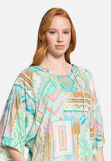 Oversize-Bluse mit Muster / Detailbild