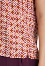 Blusenshirt mit Rüschen / Detailbild