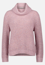 Strickpullover mit Lurexfaden / Vorderseite
