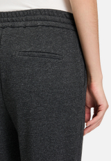 Schlupfhose mit Struktur / Detailbild