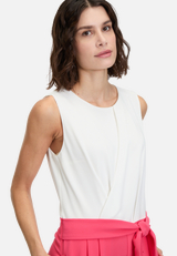 Jumpsuit ohne Arm / Detailbild