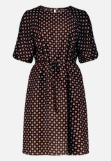 Gemustertes Minikleid mit Bindegürtel  / Vorderseite