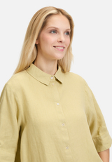 Leinenbluse mit Kragen / Detailbild