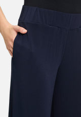 Schlupfhose mit weitem Bein / Detailbild