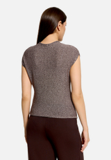 Kurzarm-Shirt mit Kragen / Modellfoto Rückseite