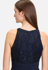 Abendkleid mit Spitze / Detailbild