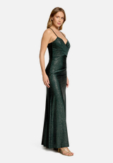 Abendkleid im Glitzer-Look / Modellfoto Vorderseite (Outfit)
