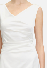 Abendkleid mit Raffung / Detailbild
