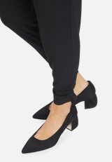 Jumpsuit mit Cut-Outs / Detailbild