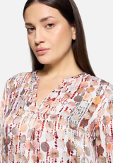 Blusenshirt mit Muster / Detailbild
