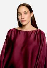 Satin-Bluse mit Fledermausärmeln / Detailbild