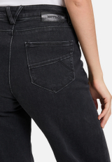 High Waisted-Jeans mit weitem Bein / Detailbild