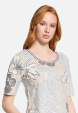 Basic Shirt mit Blumenprint / Detailbild