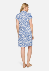 Casual-Kleid mit überschnittenen Ärmeln / Modellfoto Rückseite