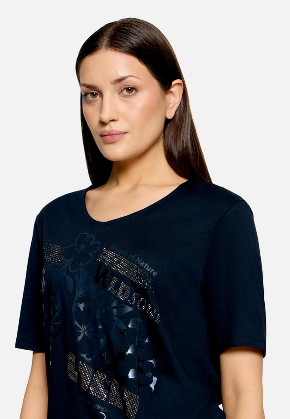 Print-T-Shirt mit Schleifenknoten / Detailbild