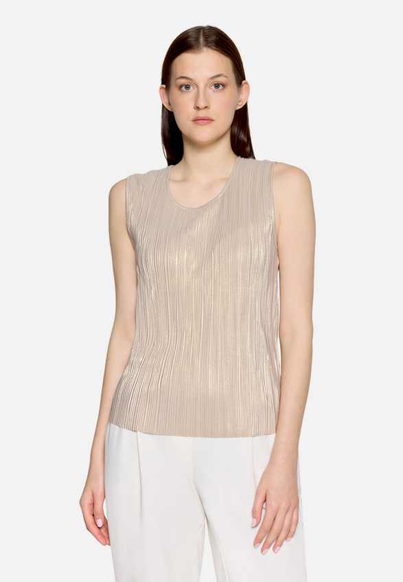 Casual-Shirt mit Glanzeffekt / Modellfoto Vorderseite