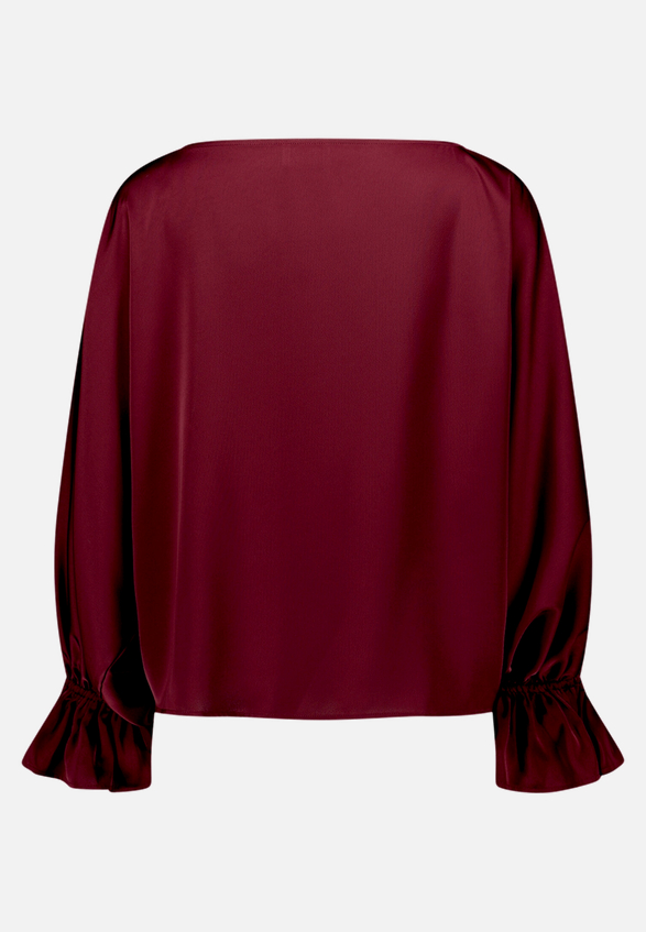 Satin-Bluse mit Fledermausärmeln / Rückseite