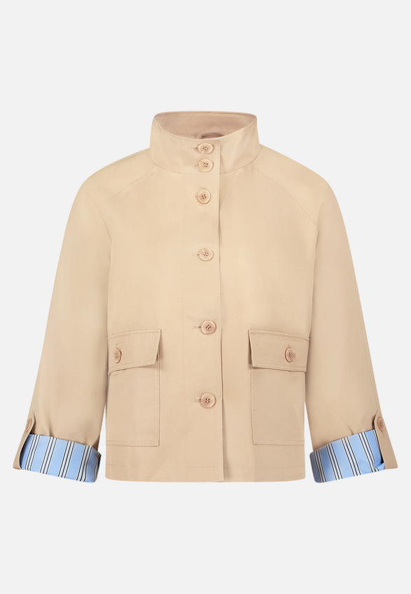 Casual-Jacke mit aufgesetzten Taschen / Vorderseite