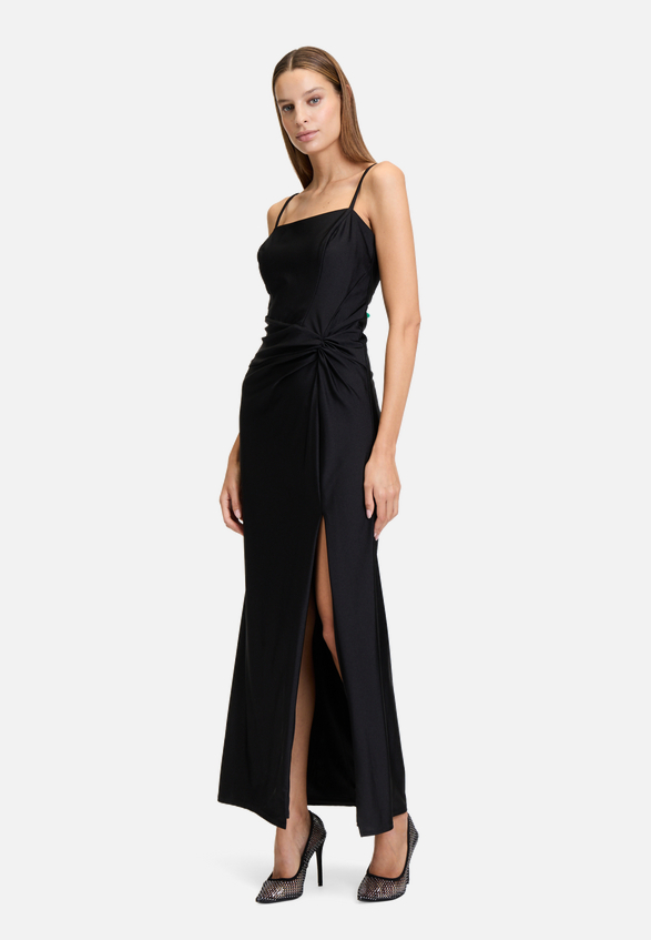 Abendkleid mit Raffung / Modellfoto Vorderseite