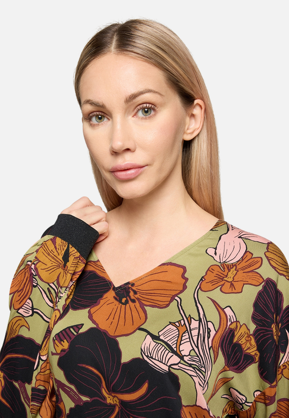 Oversize-Bluse mit Rippbündchen / Detailbild