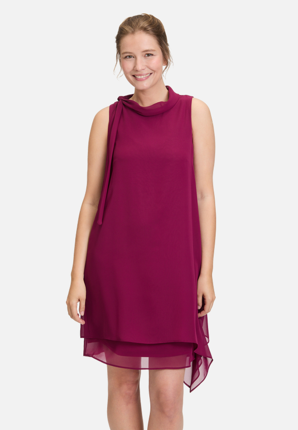 Cocktailkleid ohne Arm / Modellfoto Vorderseite