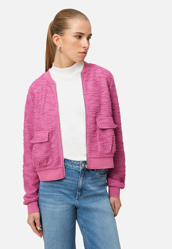 Boucè Jacke mit Reißverschluss / Modellfoto Vorderseite