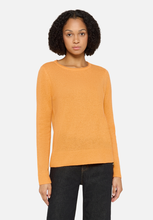 Kaschmir-Pullover mit Rundhalsausschnitt / Modellfoto Vorderseite