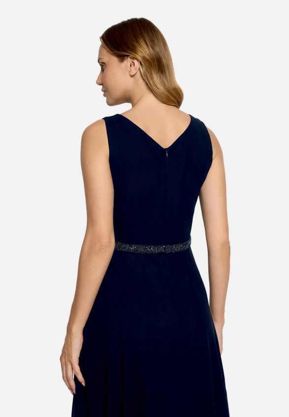 Abendkleid mit Plissee / Detailbild