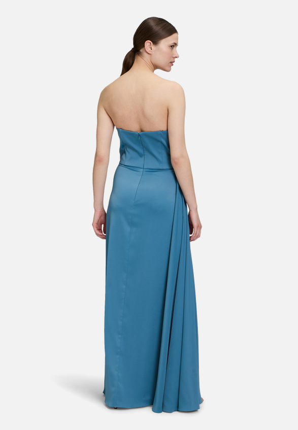 Abendkleid figurbetont / Modellfoto Rückseite