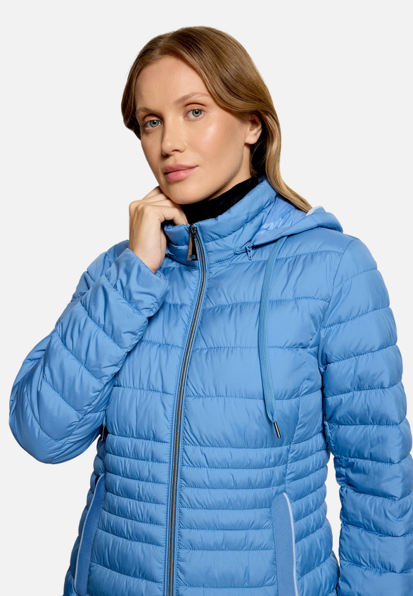 Steppjacke leicht mit abnehmbarer Kapuze / Detailbild