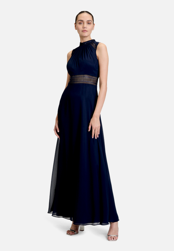Abendkleid rückenfrei / Modellfoto Vorderseite