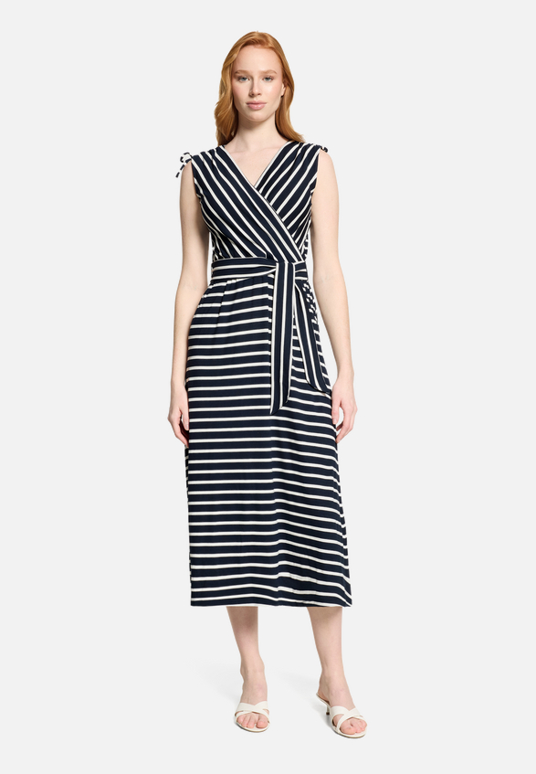 Jerseykleid ohne Arm / Modellfoto Vorderseite