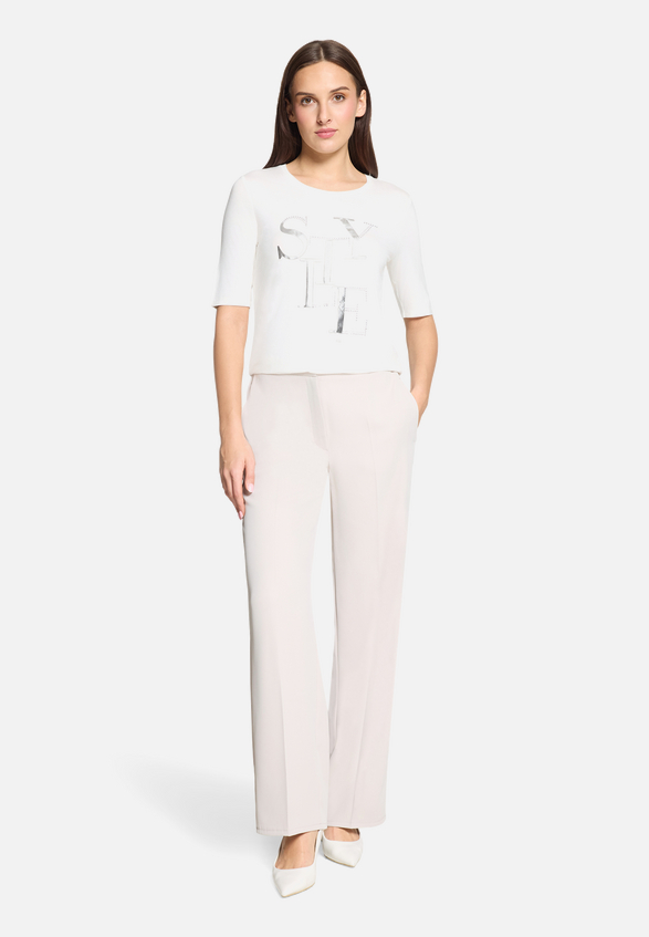Basic Shirt kurzarm / Modellfoto Vorderseite (Outfit)