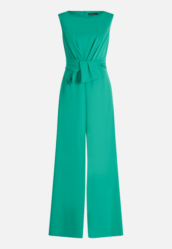 Jumpsuit mit weitem Bein / Vorderseite