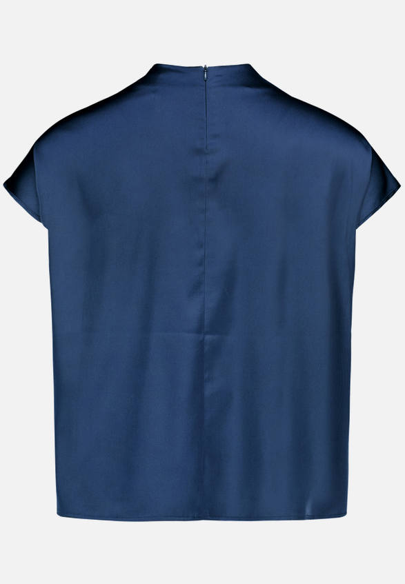 Satinbluse  kurzarm mit Stehkragen / Rückseite