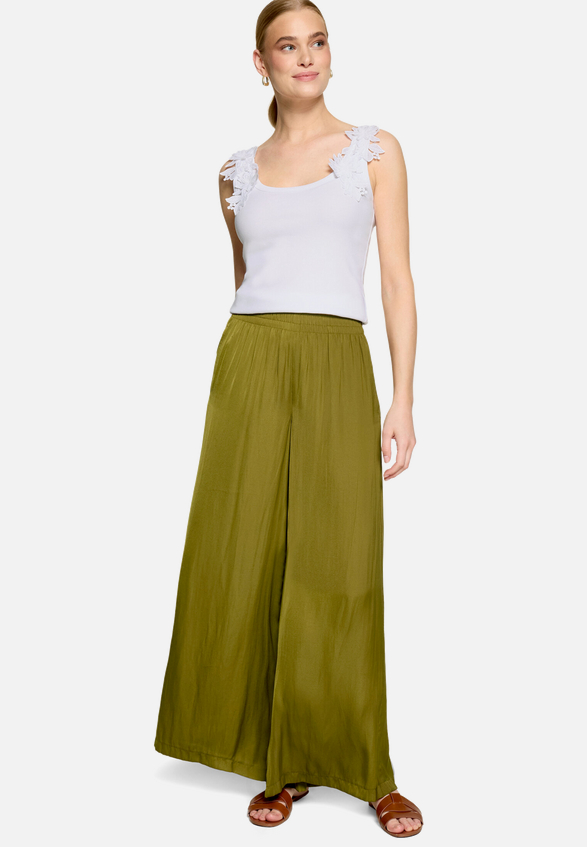 Palazzo-Hose  mit elastischem Bund 32 Inch  / Modellfoto Vorderseite (Outfit)