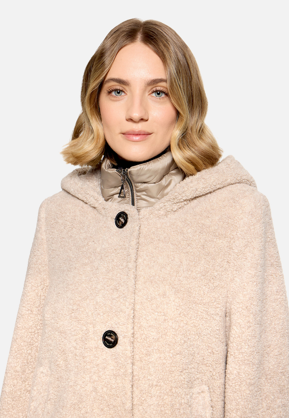Wolljacke mit Kapuze / Detailbild