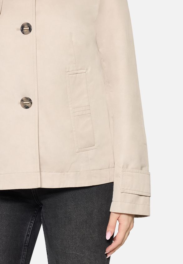 Sommerjacke mit Kragen / Detailbild