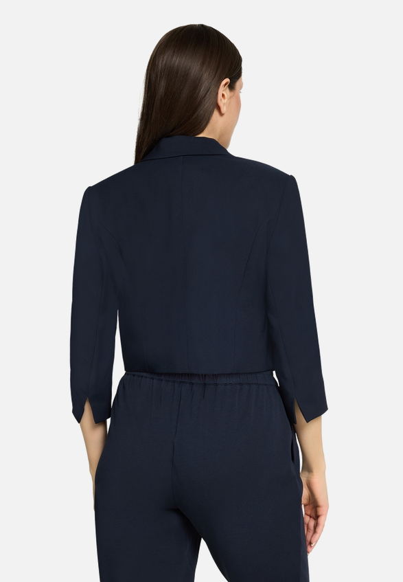 Kurzblazer mit 3/4 Arm / Modellfoto Rückseite