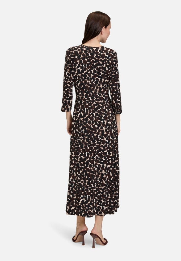 Midikleid mit Raffung / Modellfoto Rückseite