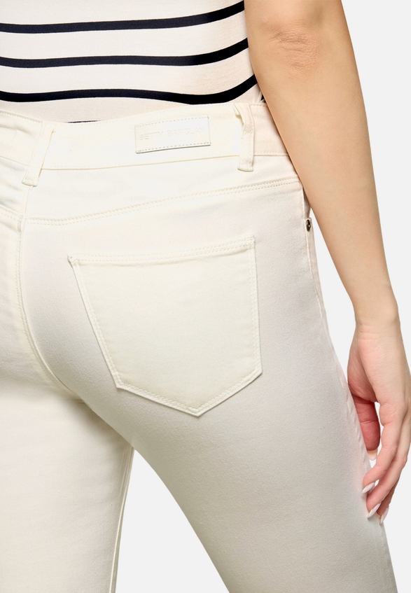 Slim Fit Jeans  mit Stretch Anteil Style Sunny  / Detailbild