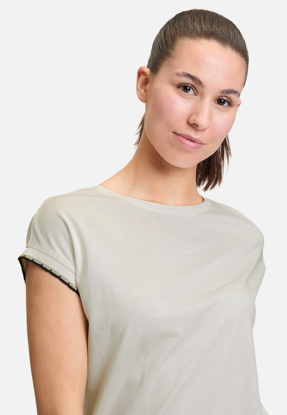 Casual-Shirt mit Rundhalsausschnitt / Detailbild