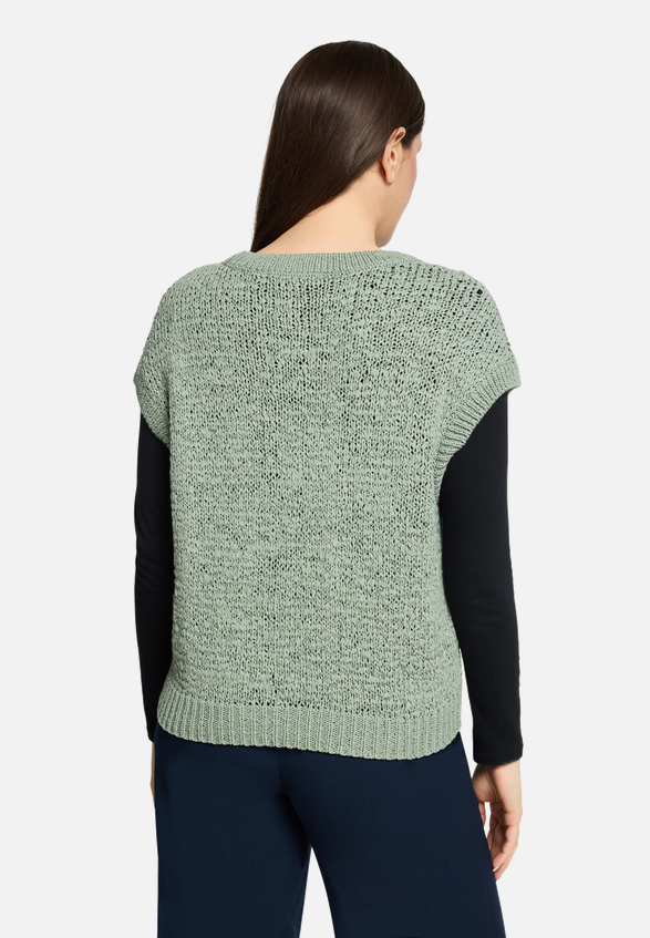 Strickpullover mit Rundhalsausschnitt / Modellfoto Rückseite